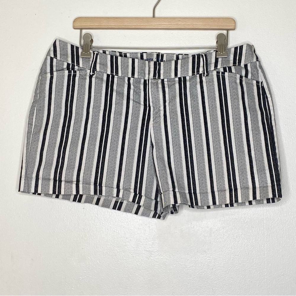 Old Navy black and white verity strip denim shorts